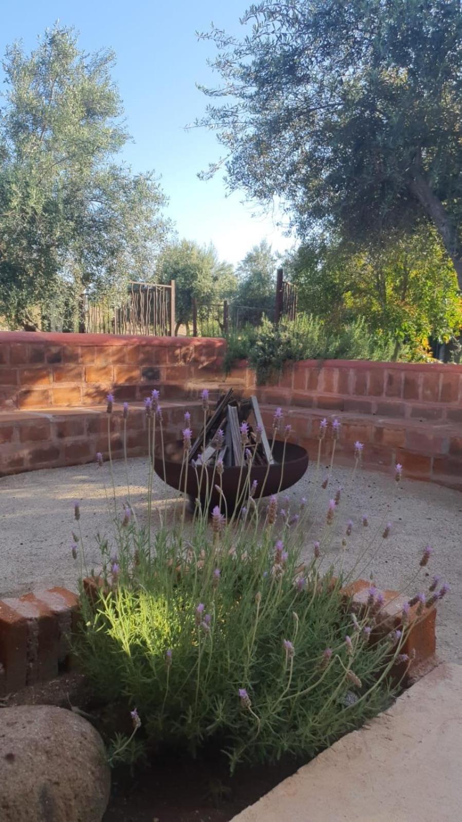 Estancia Los Amigos فالي دي جوادالوبي المظهر الخارجي الصورة